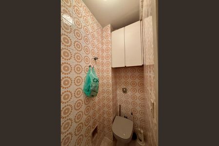 Apartamento à venda com 132m², 3 quartos e 1 vaga Apartamento à venda com 132m², 3 quartos e 1 vagaQuarto de Serviço