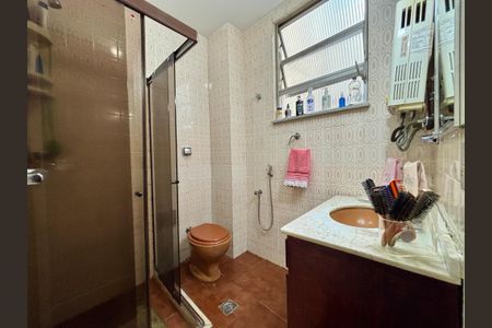 Apartamento à venda com 132m², 3 quartos e 1 vaga Apartamento à venda com 132m², 3 quartos e 1 vagaBanheiro Social 1
