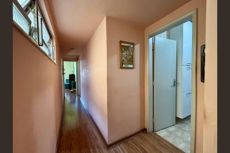 Apartamento à venda com 132m², 3 quartos e 1 vaga Apartamento à venda com 132m², 3 quartos e 1 vagaCorredor