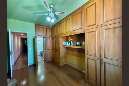 Apartamento à venda com 132m², 3 quartos e 1 vaga Apartamento à venda com 132m², 3 quartos e 1 vagaSuíte