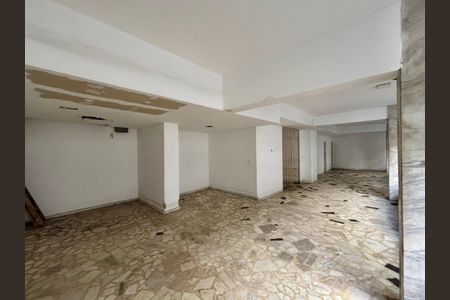 Apartamento à venda com 132m², 3 quartos e 1 vaga Apartamento à venda com 132m², 3 quartos e 1 vagaÁrea comum