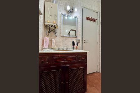 Apartamento à venda com 132m², 3 quartos e 1 vaga Apartamento à venda com 132m², 3 quartos e 1 vagaBanheiro Social 2