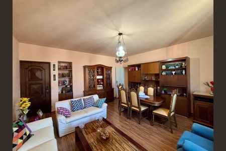 Apartamento à venda com 132m², 3 quartos e 1 vaga Apartamento à venda com 132m², 3 quartos e 1 vagaSala