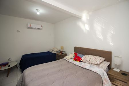 Casa de condomínio à venda com 150m², 3 quartos e 2 vagas Casa de condomínio à venda com 150m², 3 quartos e 2 vagasQuarto 1
