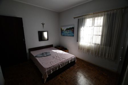 Casa à venda com 240m², 3 quartos e 2 vagasQuarto 3 - Suíte