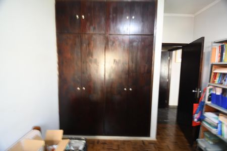 Casa à venda com 240m², 3 quartos e 2 vagasQuarto 1