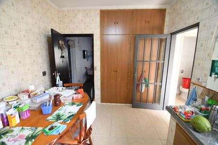 Casa à venda com 240m², 3 quartos e 2 vagasCozinha