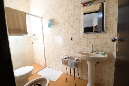 Casa à venda com 240m², 3 quartos e 2 vagasBanheiro Suíte