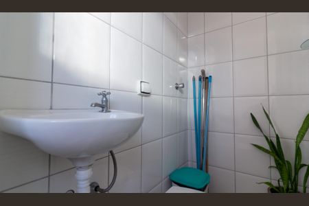 Apartamento à venda com 78m², 3 quartos e 2 vagas Apartamento à venda com 78m², 3 quartos e 2 vagasBanheiro de serviço