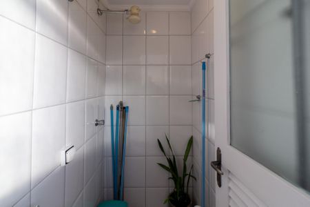 Apartamento à venda com 78m², 3 quartos e 2 vagas Apartamento à venda com 78m², 3 quartos e 2 vagasBanheiro de serviço