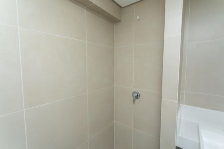 Apartamento à venda com 173m², 3 quartos e 4 vagas Apartamento à venda com 173m², 3 quartos e 4 vagasBanheiro da Suite 1