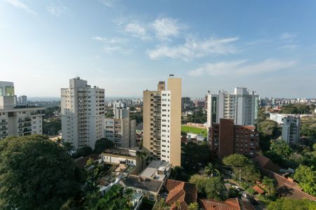 Apartamento à venda com 173m², 3 quartos e 4 vagas Apartamento à venda com 173m², 3 quartos e 4 vagasSacada da sala
