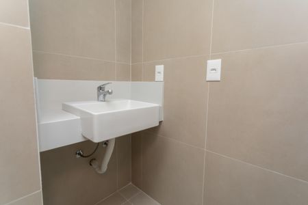 Apartamento à venda com 173m², 3 quartos e 4 vagas Apartamento à venda com 173m², 3 quartos e 4 vagasBanheiro da Suite 1