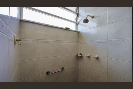 Apartamento à venda com 61m², 2 quartos e 2 vagas Apartamento à venda com 61m², 2 quartos e 2 vagasBanheiro Corredor