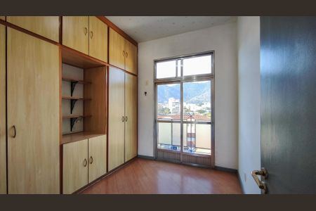 Apartamento à venda com 61m², 2 quartos e 2 vagas Apartamento à venda com 61m², 2 quartos e 2 vagasQuarto 1