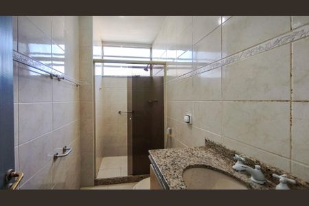 Apartamento à venda com 61m², 2 quartos e 2 vagas Apartamento à venda com 61m², 2 quartos e 2 vagasBanheiro Corredor