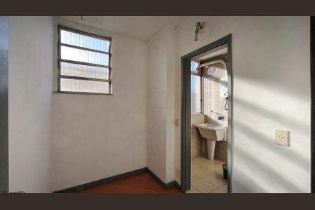 Apartamento à venda com 61m², 2 quartos e 2 vagas Apartamento à venda com 61m², 2 quartos e 2 vagasQuarto de Serviço