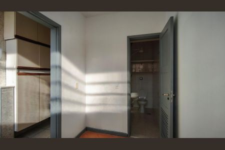Apartamento à venda com 61m², 2 quartos e 2 vagas Apartamento à venda com 61m², 2 quartos e 2 vagasQuarto de Serviço