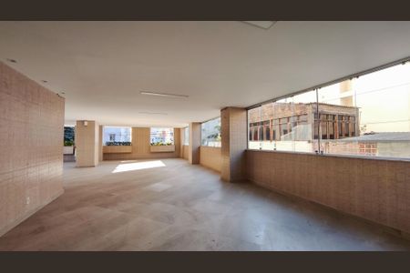 Apartamento à venda com 61m², 2 quartos e 2 vagas Apartamento à venda com 61m², 2 quartos e 2 vagasÁrea comum - Playground