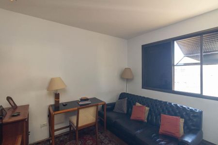 Apartamento para alugar com 400m², 3 quartos e 4 vagas Apartamento para alugar com 400m², 3 quartos e 4 vagasSala de TV