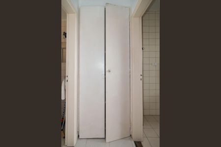 Apartamento para alugar com 25m², 1 quarto e 1 vaga Apartamento para alugar com 25m², 1 quarto e 1 vagaBanheiro Social