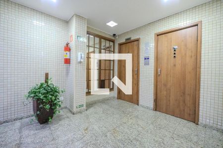 Apartamento para alugar com 25m², 1 quarto e 1 vaga Apartamento para alugar com 25m², 1 quarto e 1 vagaHall