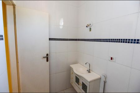 Apartamento à venda com 76m², 2 quartos e 1 vagaBanheiro