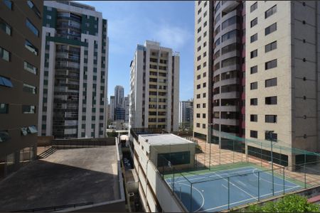 Apartamento para alugar com 100m², 3 quartos e 2 vagasVista Área de Serviço