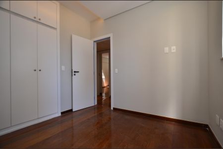 Apartamento para alugar com 100m², 3 quartos e 2 vagasQuarto 2