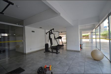 Apartamento para alugar com 100m², 3 quartos e 2 vagasÁrea comum - Academia