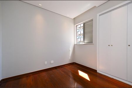 Apartamento para alugar com 100m², 3 quartos e 2 vagas Apartamento para alugar com 100m², 3 quartos e 2 vagasQuarto 1