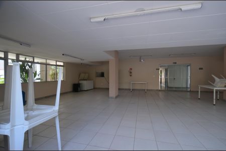 Apartamento para alugar com 100m², 3 quartos e 2 vagasÁrea comum - Salão de festas