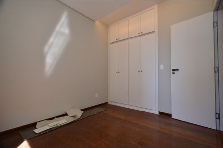 Apartamento para alugar com 100m², 3 quartos e 2 vagasQuarto 2