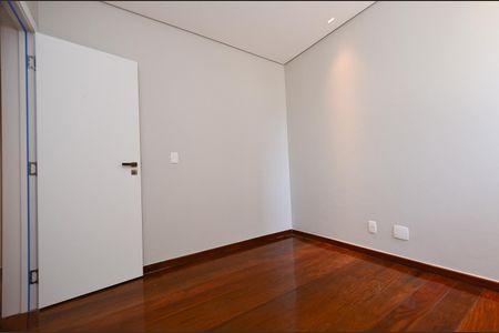 Apartamento para alugar com 100m², 3 quartos e 2 vagas Apartamento para alugar com 100m², 3 quartos e 2 vagasQuarto 1