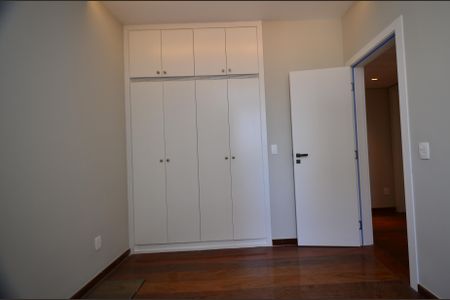 Apartamento para alugar com 100m², 3 quartos e 2 vagasQuarto 2