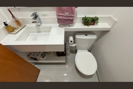 Casa à venda com 200m², 2 quartos e sem vaga Casa à venda com 200m², 2 quartos e sem vagaLavabo