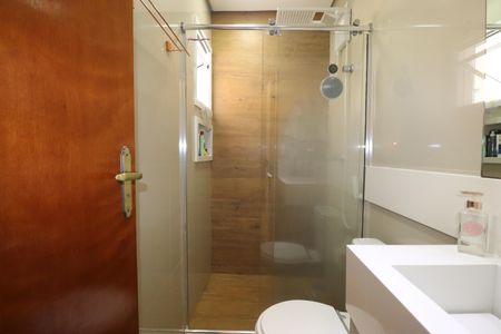 Apartamento à venda com 68m², 2 quartos e 2 vagasBanheiro da Suíte