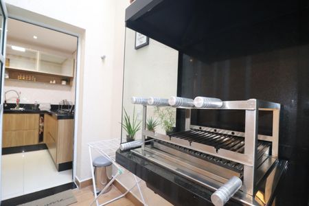 Apartamento à venda com 68m², 2 quartos e 2 vagasChurrasqueira