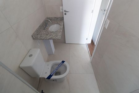 Apartamento à venda com 139m², 3 quartos e 2 vagas Apartamento à venda com 139m², 3 quartos e 2 vagasBanheiro da Suíte 1