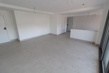 Apartamento à venda com 139m², 3 quartos e 2 vagas Apartamento à venda com 139m², 3 quartos e 2 vagasSala