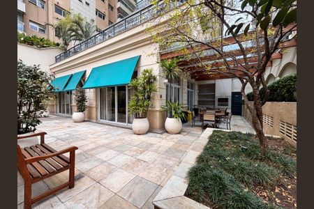 Apartamento à venda com 275m², 4 quartos e 5 vagas Apartamento à venda com 275m², 4 quartos e 5 vagasÁrea comum