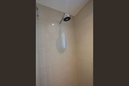 Apartamento à venda com 275m², 4 quartos e 5 vagas Apartamento à venda com 275m², 4 quartos e 5 vagasBanheiro da Suíte 2