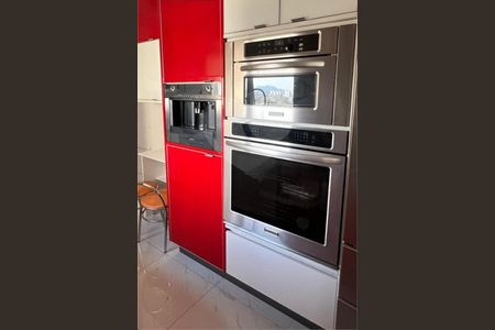 Apartamento à venda com 168m², 3 quartos e 3 vagas