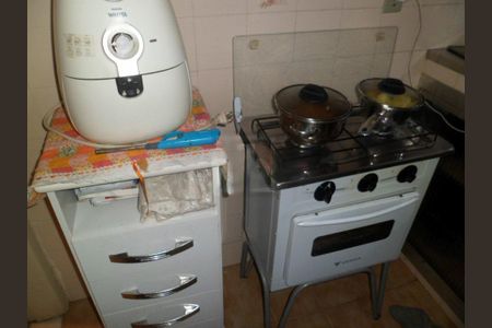 Apartamento à venda com 37m², 1 quarto e sem vaga