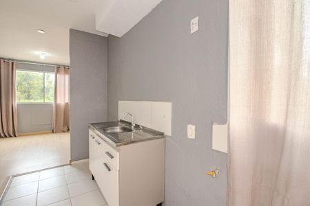 Apartamento à venda com 40m², 2 quartos e 1 vaga Apartamento à venda com 40m², 2 quartos e 1 vagaCozinha e Área de Serviço