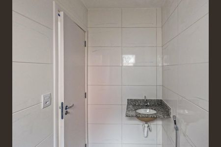 Apartamento à venda com 41m², 2 quartos e 1 vaga Apartamento à venda com 41m², 2 quartos e 1 vagaBanheiro
