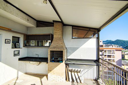 Apartamento à venda com 164m², 3 quartos e 1 vagaCobertura