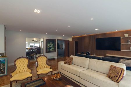 Apartamento à venda com 180m², 3 quartos e 1 vaga Apartamento à venda com 180m², 3 quartos e 1 vagaSala