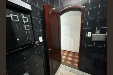 Casa à venda com 300m², 3 quartos e sem vagaBanheiro Social