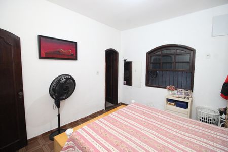 Casa à venda com 300m², 3 quartos e sem vagaSuíte